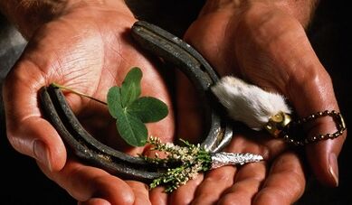 What to make amulet with luck and well