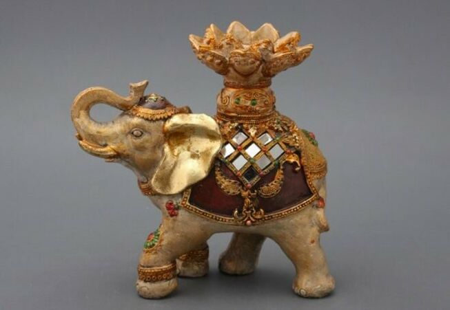 amulet elephant - a symbol of long life and wisdom