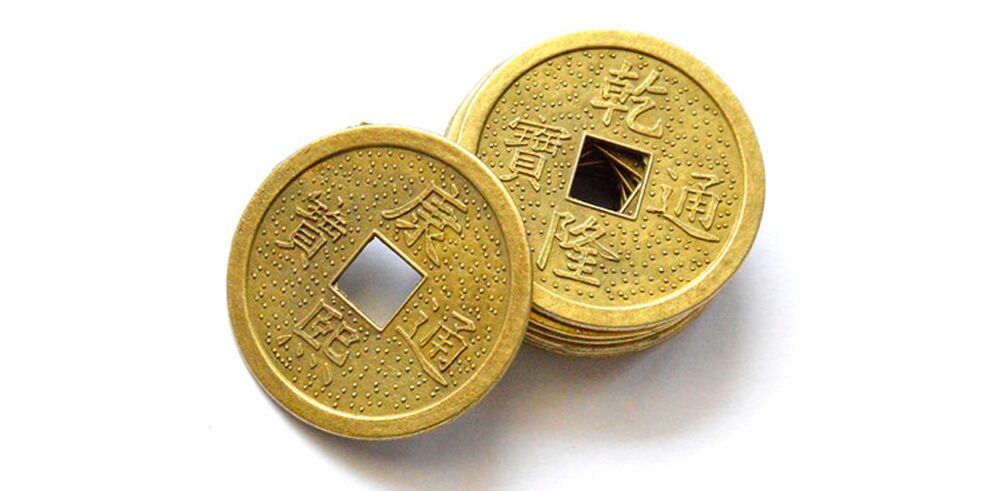 Chinese coins as an amulet of fortune